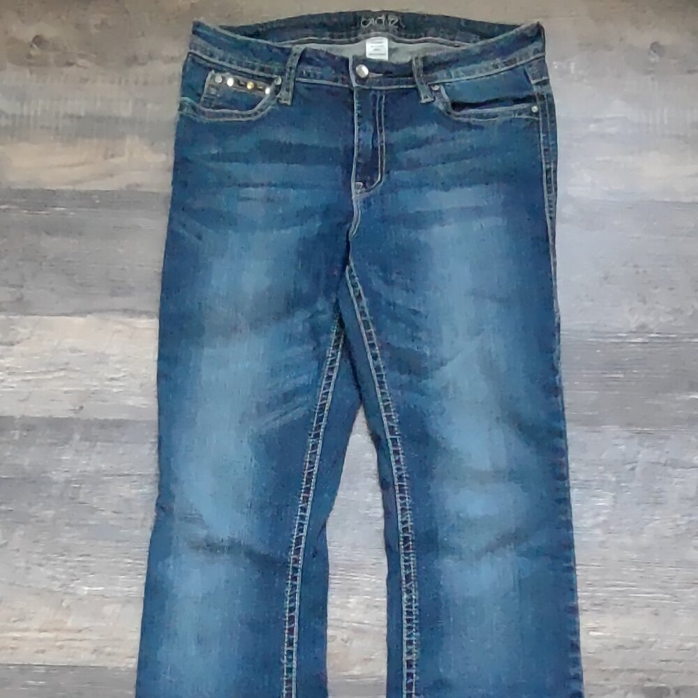 Cache Denim Blue Jeans Beaded Back Pocket Flaps Flare Bottom Legs Size 8